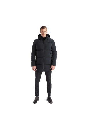 Ubr Titan Parka Black 7092-990 jassen online bestellen bij Kathmandu Outdoor & Travel