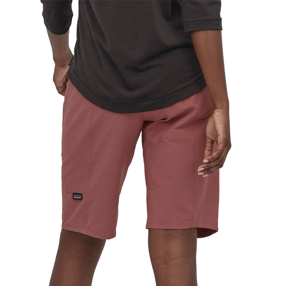 Patagonia Dirt Craft Bike Shorts Women's Rosehip 24588-RHP broeken online bestellen bij Kathmandu Outdoor & Travel