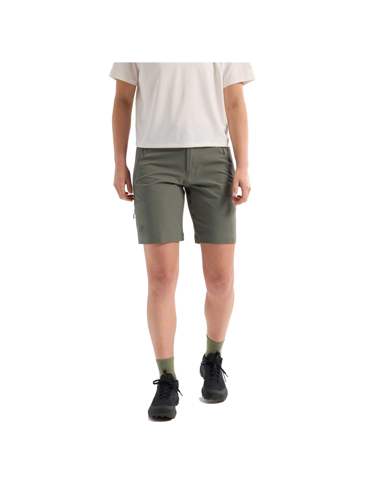 Arc'teryx Gamma Short 9' Women's Forage 7683-Forage broeken online bestellen bij Kathmandu Outdoor & Travel