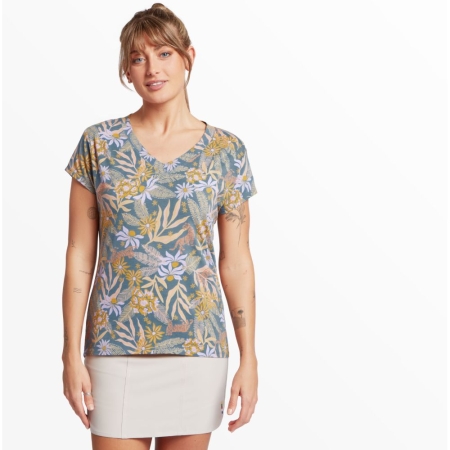 Sherpa Adventure Gear  Neha V-Neck Tee Women's Haze Tiger Floral