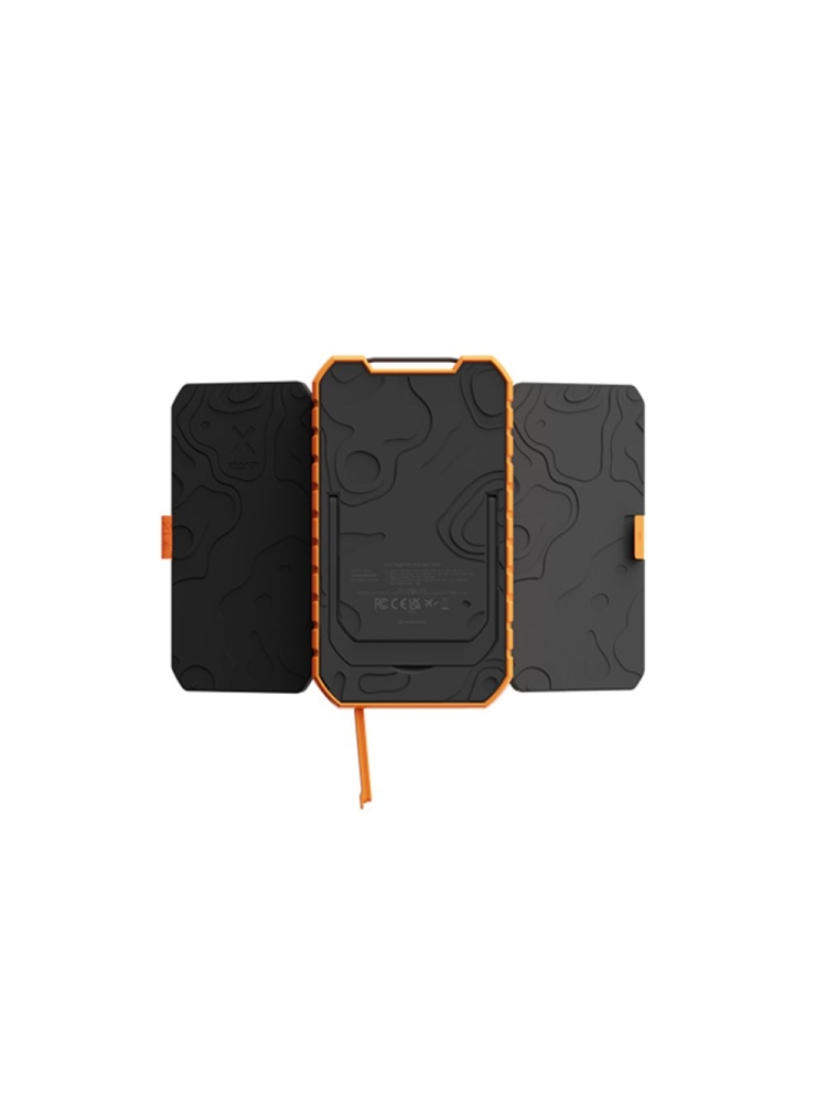 Xtorm Rugged Solar Power Bank  Black/Orange XR203 energie & electronica online bestellen bij Kathmandu Outdoor & Travel