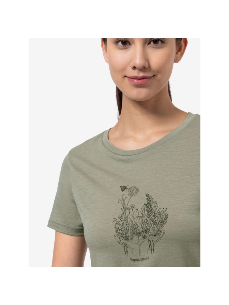 Super Natural Flowerhand Tee Women's Dried Sage/Black Ink/Copper SNWP03134-49B shirts en tops online bestellen bij Kathmandu Outdoor & Travel