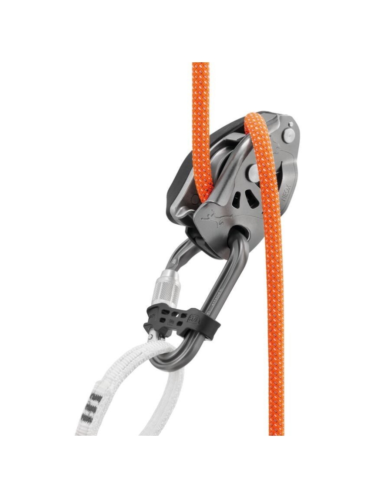 Petzl Attache Bar Zwart M038CA00 karabiners en setjes online bestellen bij Kathmandu Outdoor & Travel