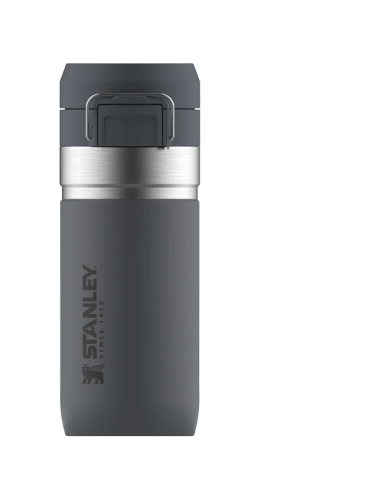 Stanley The Quick-Flip Water Bottle 0,47L Charcoal 10-09148-025 drinkflessen en thermosflessen online bestellen bij Kathmandu Outdoor & Travel