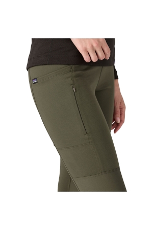 Patagonia Pack Out Hike Tights Women's Pine Needle Green 21975-PNGR broeken online bestellen bij Kathmandu Outdoor & Travel