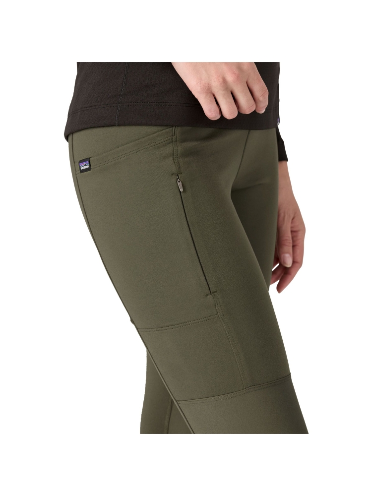 Patagonia Pack Out Hike Tights Women's Pine Needle Green 21975-PNGR broeken online bestellen bij Kathmandu Outdoor & Travel