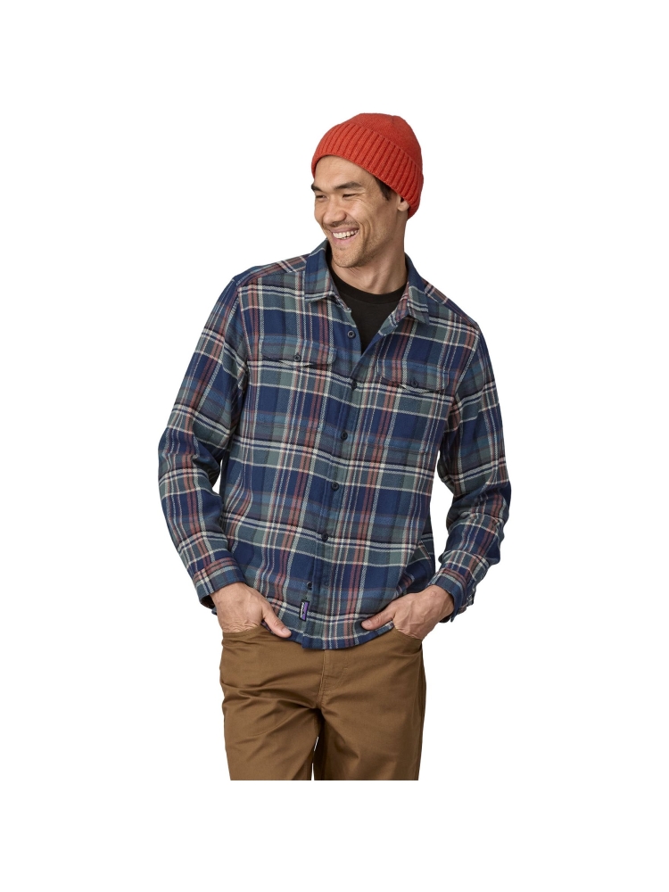 Patagonia Fjord Flannel Shirt Adventurer: New Navy 42401-ADNA shirts en tops online bestellen bij Kathmandu Outdoor & Travel