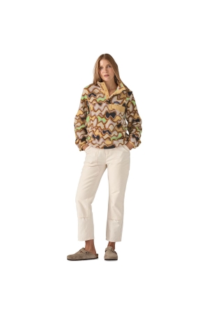 Patagonia LW Synch Snap-T P/O Women's Small Currents: Natural 25455-SCNL fleeces en truien online bestellen bij Kathmandu Outdoor & Travel