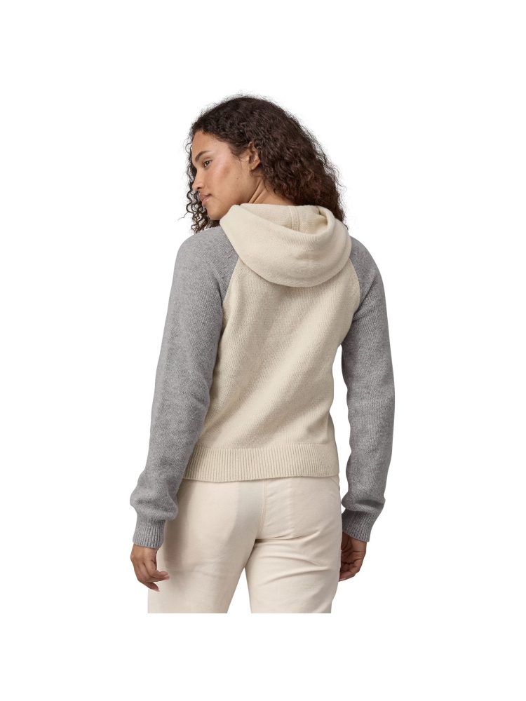 Patagonia Recycled Wool-Blend Hooded P/O Sweater Women's Dyno White 51095-DYWH fleeces en truien online bestellen bij Kathmandu Outdoor & Travel