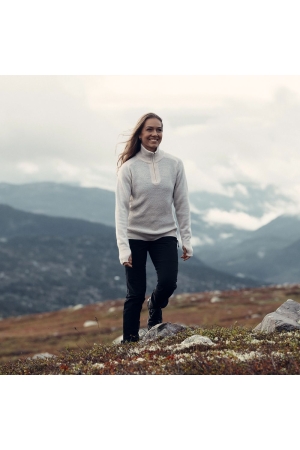 Bergans Ulriken Light Merino Jumper Women's Vanilla White 3130-21406 fleeces en truien online bestellen bij Kathmandu Outdoor & Travel