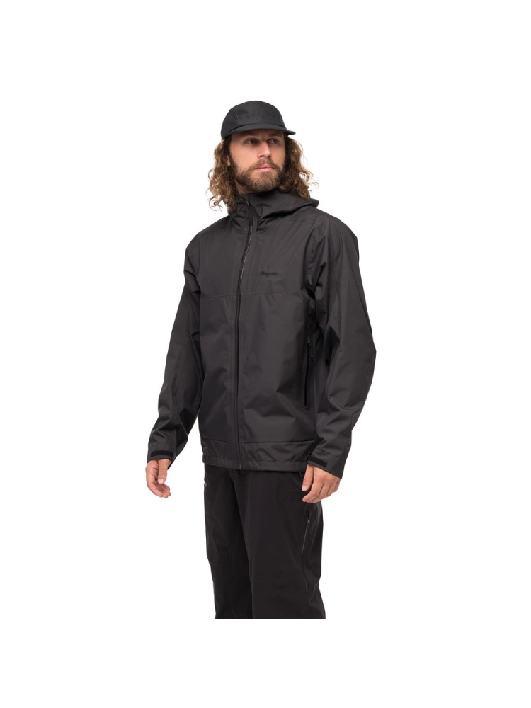 Bergans Vaagaa Light 3L Shell Jacket Black 3178-91 jassen online bestellen bij Kathmandu Outdoor & Travel