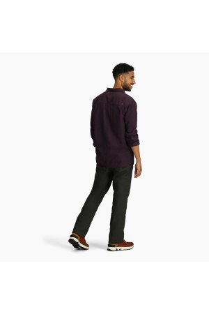 Royal Robbins Bristol Organic Cotton Twill L/S Black Currant Y722025-525 shirts en tops online bestellen bij Kathmandu Outdoor & Travel