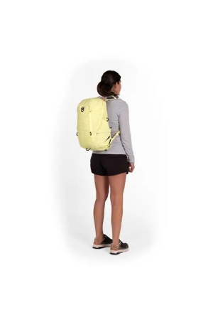 Nemo Resolve 15L Endless Promise Citron 8116.66035059 dagrugzakken online bestellen bij Kathmandu Outdoor & Travel