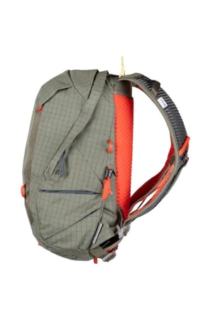 Nemo Resolve 15L Endless Promise Smokey Olive 8116.66033000 dagrugzakken online bestellen bij Kathmandu Outdoor & Travel