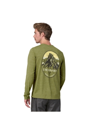 Patagonia L/S Cap Cool Daily Graphic Shirt - Lands Chouinard Crest: Buckhorn Gree 45160-CHBX shirts en tops online bestellen bij Kathmandu Outdoor & Travel