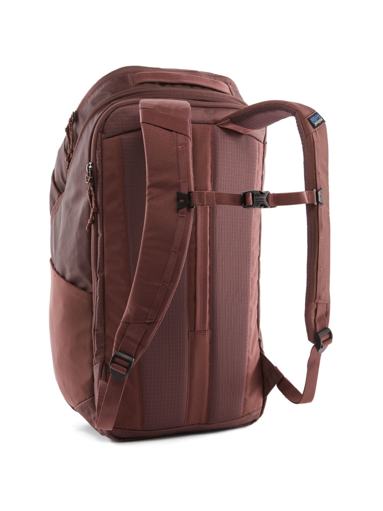 Patagonia Black Hole Pack 32L Dulse Mauve 49302-DLMA dagrugzakken online bestellen bij Kathmandu Outdoor & Travel