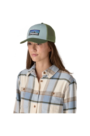 Patagonia P-6 Logo LoPro Trucker Hat Thermal Blue 38283-TMBL kleding accessoires online bestellen bij Kathmandu Outdoor & Travel