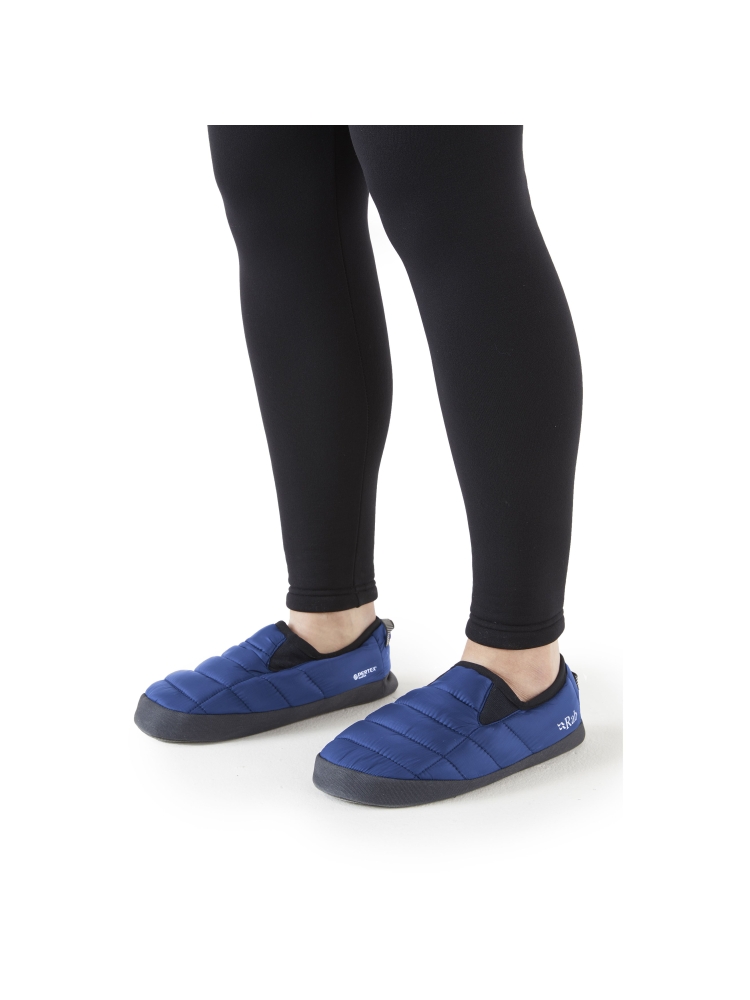 Rab Cirrus Hut Slipper Nightfall Blue QAJ-05-NFB pantoffels en huissokken online bestellen bij Kathmandu Outdoor & Travel