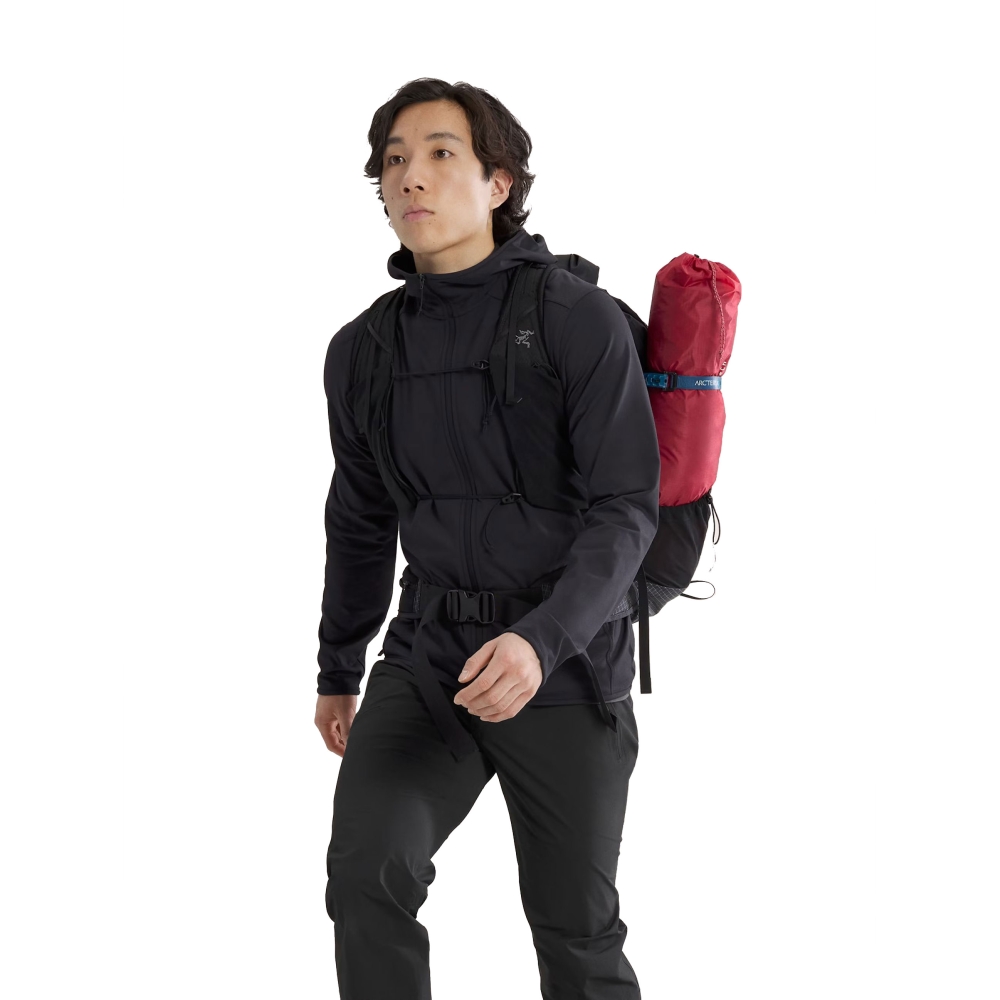 Arc'teryx Kyanite Lightweight Hoody Black 9641-002291 fleeces en truien online bestellen bij Kathmandu Outdoor & Travel