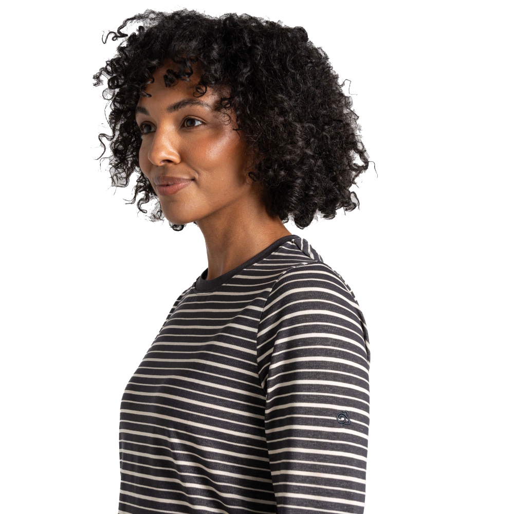 Craghoppers NosiLife Akona Long Sleeved Top Women's Charcoal Stripe CWT1368-153 shirts en tops online bestellen bij Kathmandu Outdoor & Travel