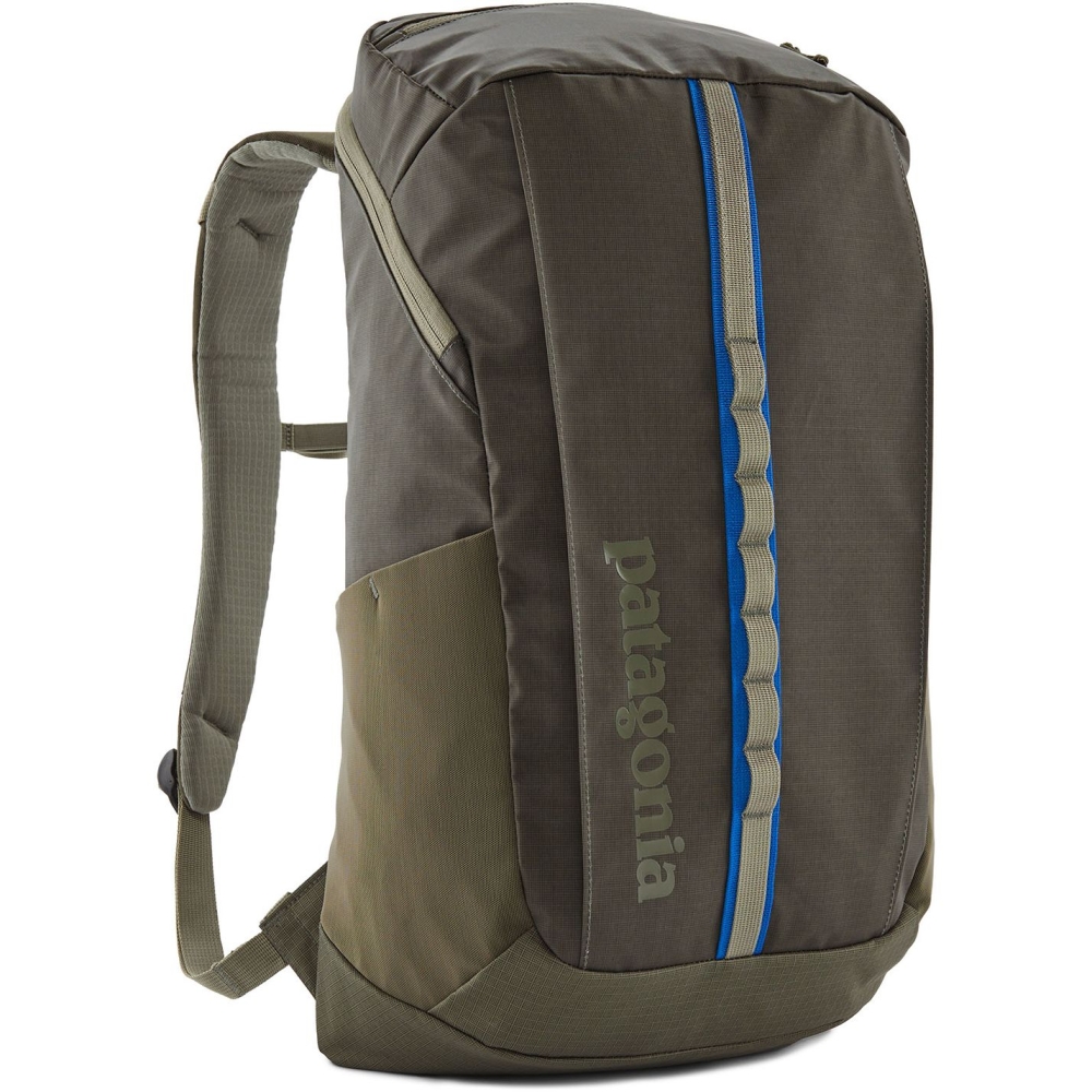 Patagonia Black Hole Pack 25L Basin Green 49298-BSNG dagrugzakken online bestellen bij Kathmandu Outdoor & Travel