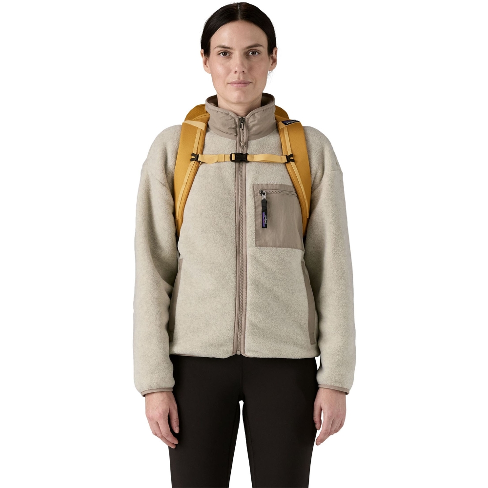 Patagonia Black Hole Pack 25L Pufferfish Gold w/Beeswax Tan 49298-PGTA dagrugzakken online bestellen bij Kathmandu Outdoor & Travel