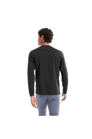 Arc'teryx Rho Lt Crew Neck Black 9417-Black fleeces en truien online bestellen bij Kathmandu Outdoor & Travel