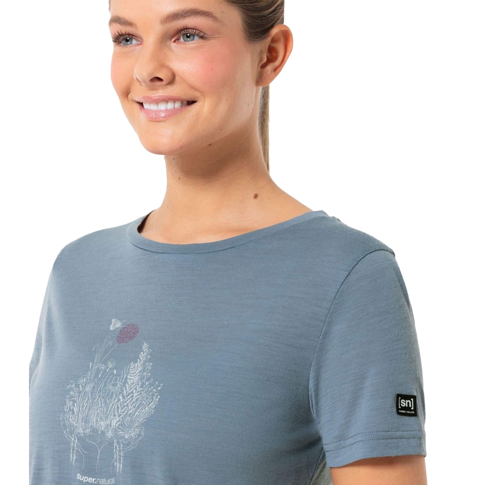 Super Natural Flowerhands Tee Women's Flint Stone/White Stone/Sangri SNWP03134-27E shirts en tops online bestellen bij Kathmandu Outdoor & Travel